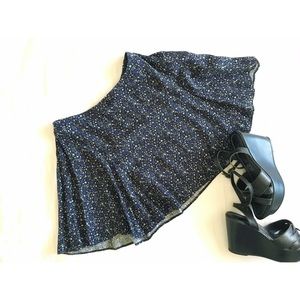 SOLD  American Eagle skirt